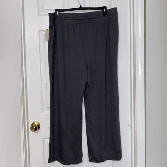 Terra and Sky 2X Gray Knit Wide-Leg Pants NWT - Picture 2 of 4